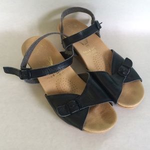 Worishofer Black Ankle Strap Wedge Sandals Sz 38